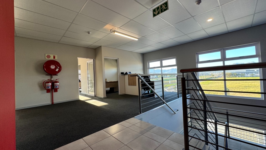 To Let commercial Property for Rent in Asanda Western Cape